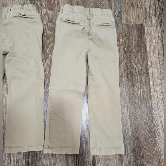 Boys Childrens Place 2 pair Pull on Khaki uniform pants size 4 - Picture 9 of 13
